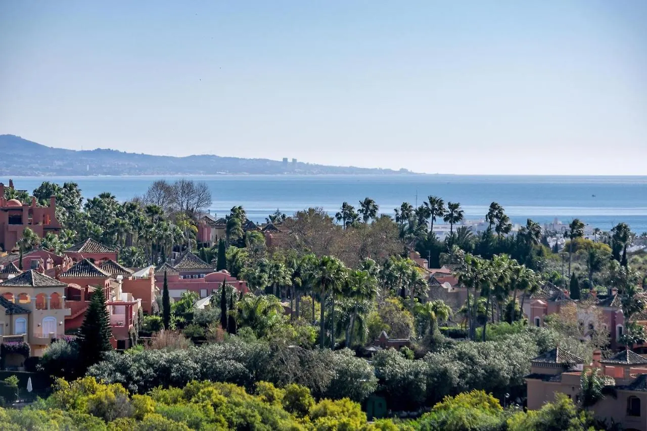 Sad-Spacious 2 Bedroom Duplex Puerto Banus Marbella 0*,