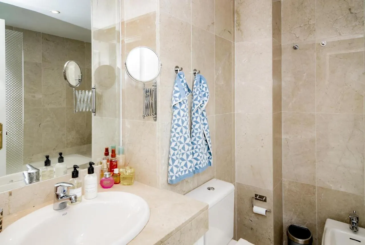 Lägenhet Sad-Spacious 2 Bedroom Duplex Puerto Banus Marbella